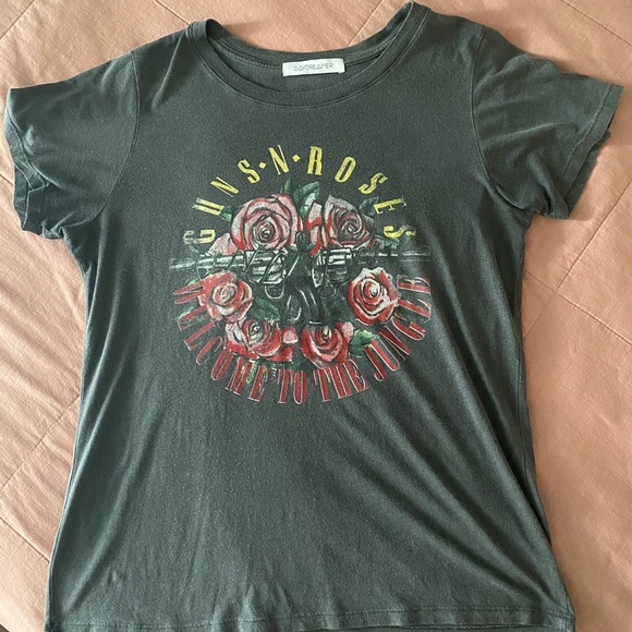 Daydreamer Tops - Daydreamer Guns and Roses tee